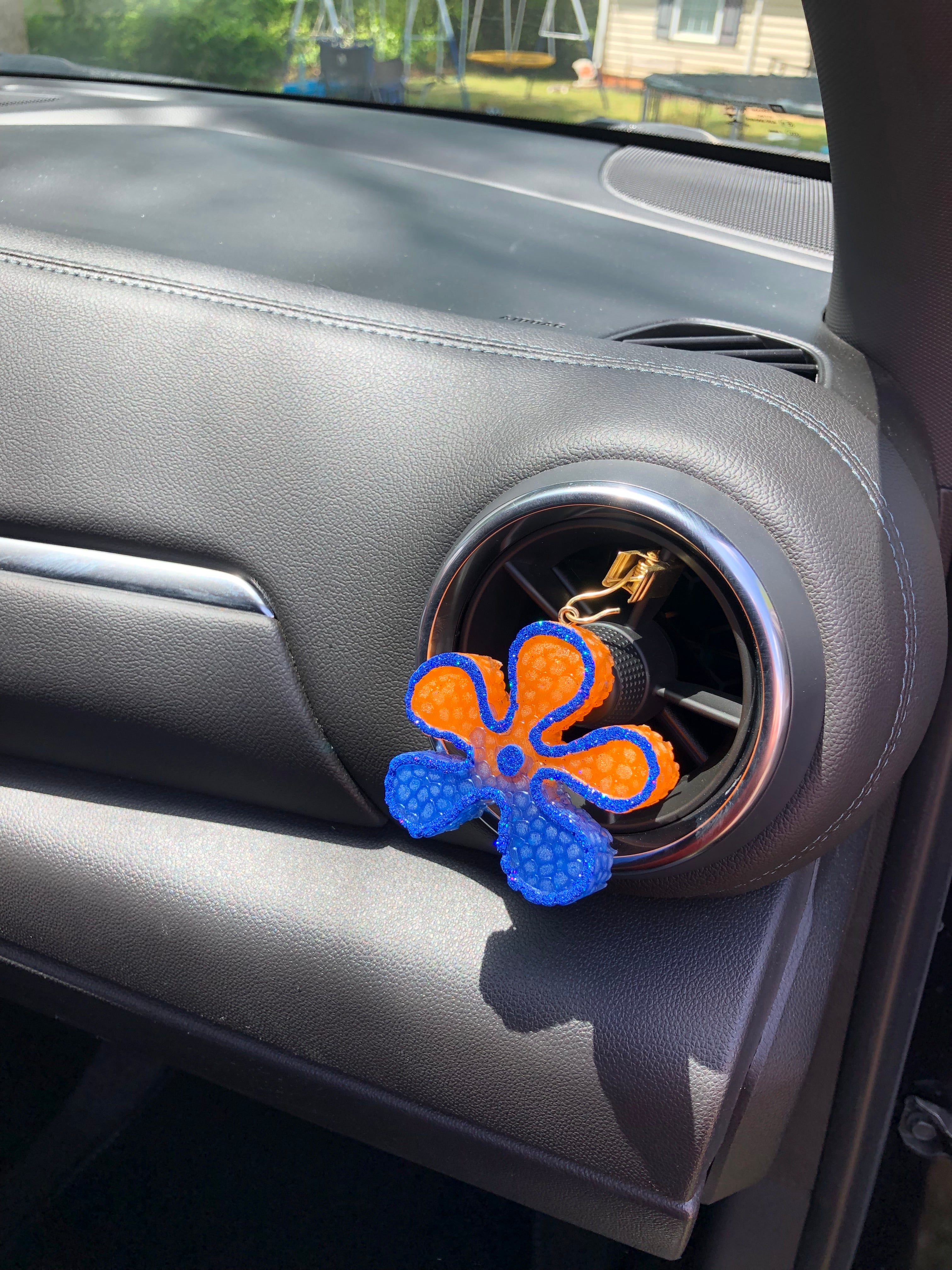 Groovy Flowers Mini Vent Clips