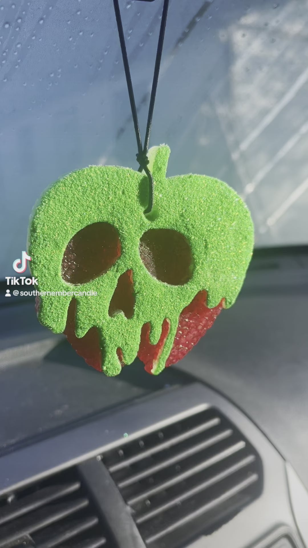 Poison Apple Aromatic Car Freshie